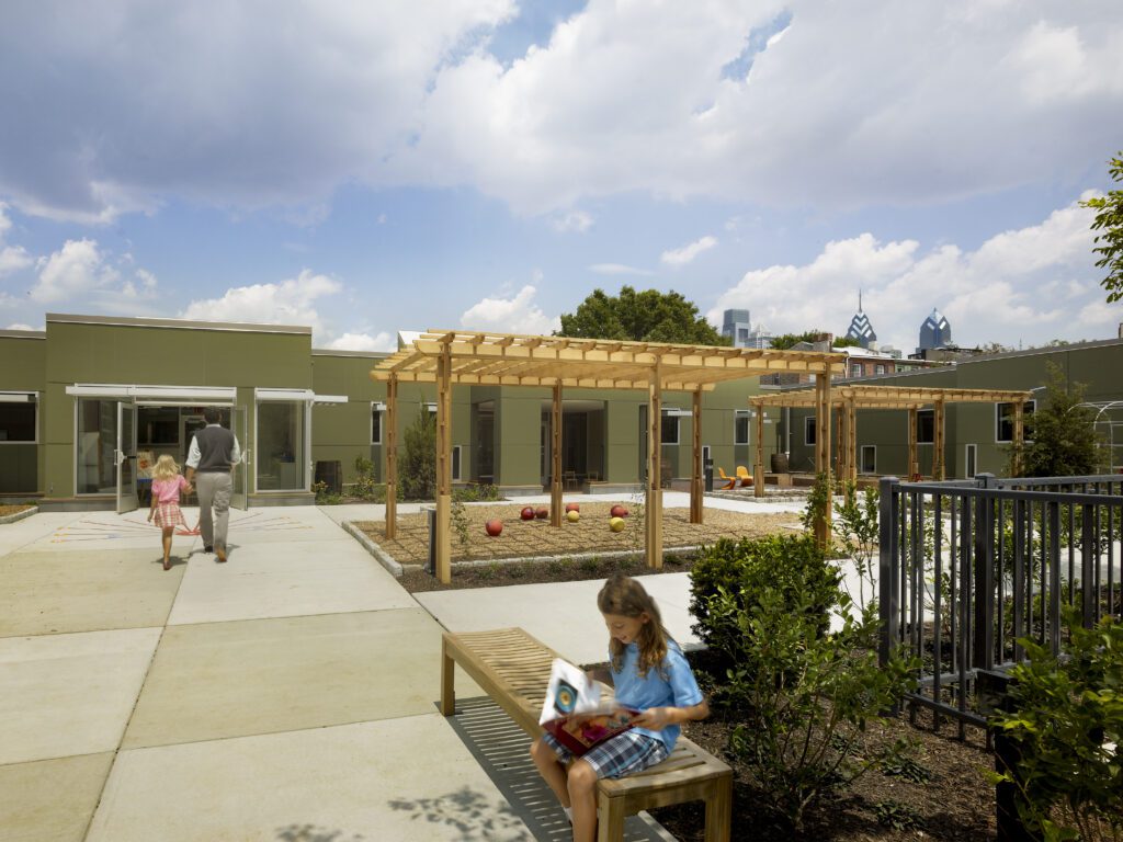 Welcoming Courtyard Linking Indoors and Experiential Learning Outdoors